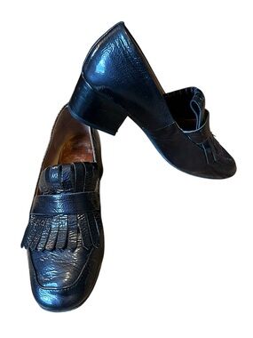 Gentle Souls by Kenneth Cole Block Heel Kiltie Loafers Black Patent Leather 6.5